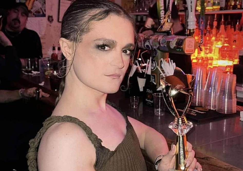 No description available.